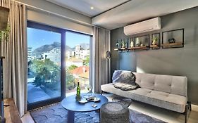 35 On Main Luxury Apartment